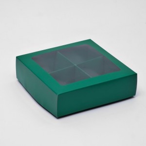 Упаковка для конфет с окном на 4 шт зеленая матовая 120*120*30 мм 051098
